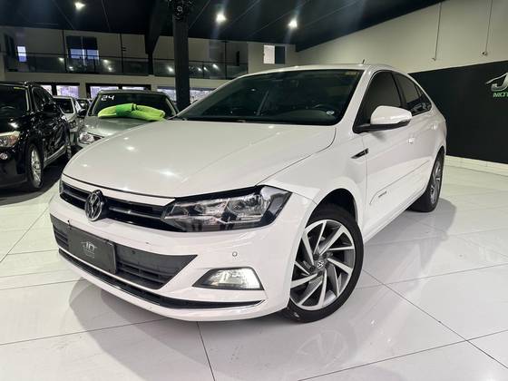 VOLKSWAGEN VIRTUS 1.0 200 TSI HIGHLINE AUTOMÁTICO